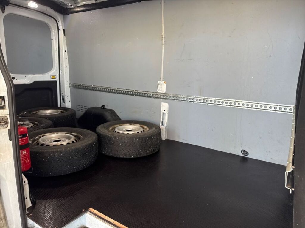 Ford Transit 2020, photo 6/25