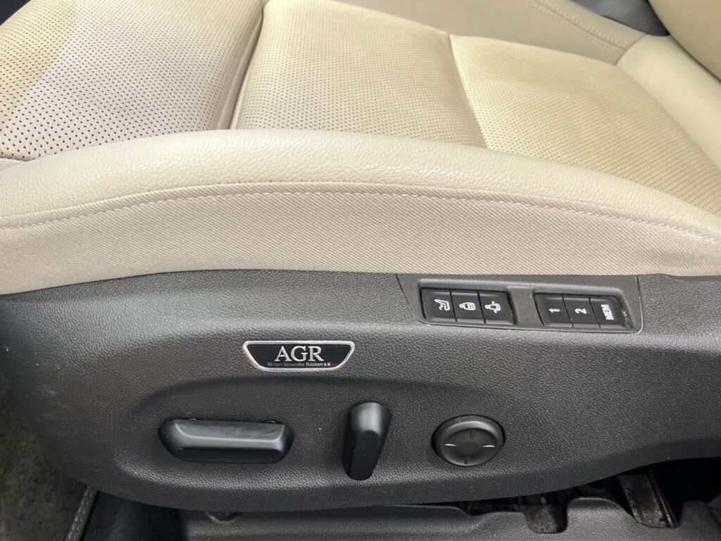 Opel Insignia 2020 Musta
