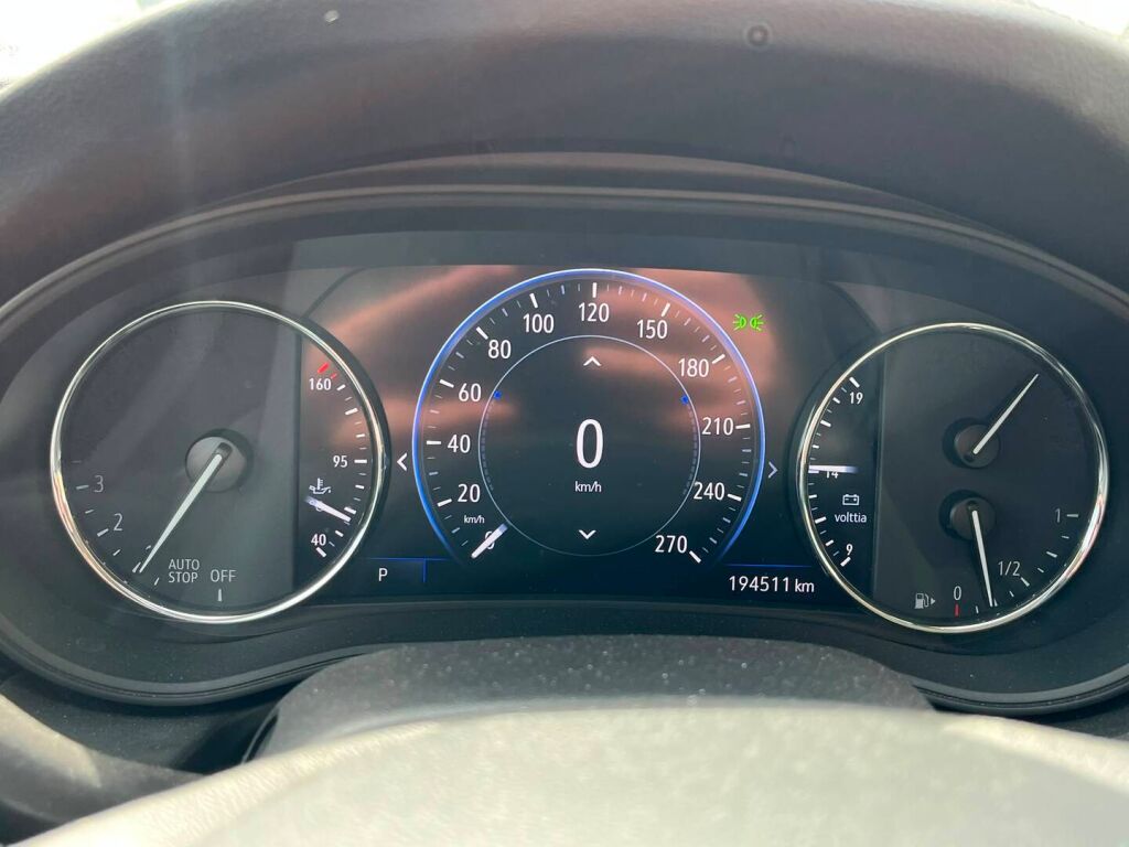 Opel Insignia 2020 Musta