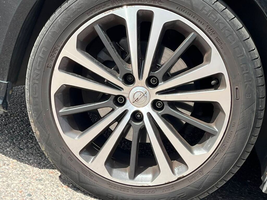 Opel Insignia 2020 Musta