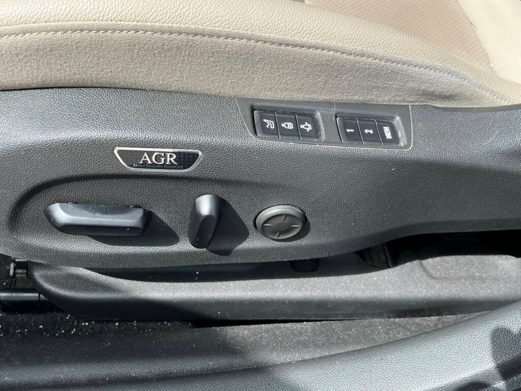 Opel Insignia 2020 Musta