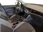 Opel Astra 2020 Punainen
