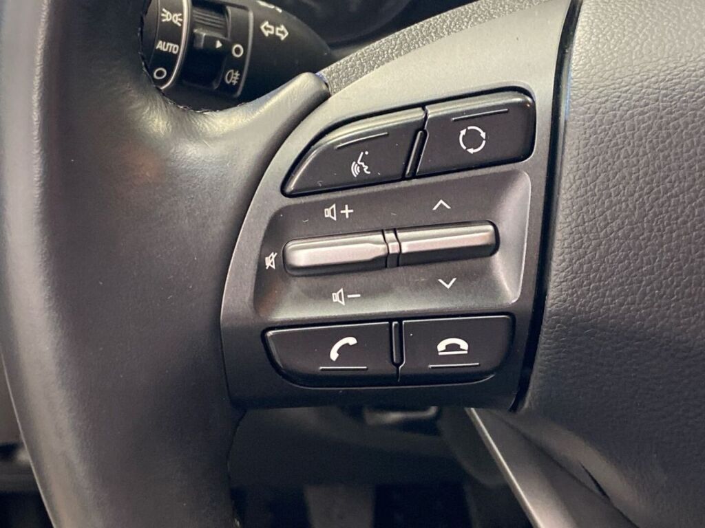 Hyundai KONA 2020 Valkoinen