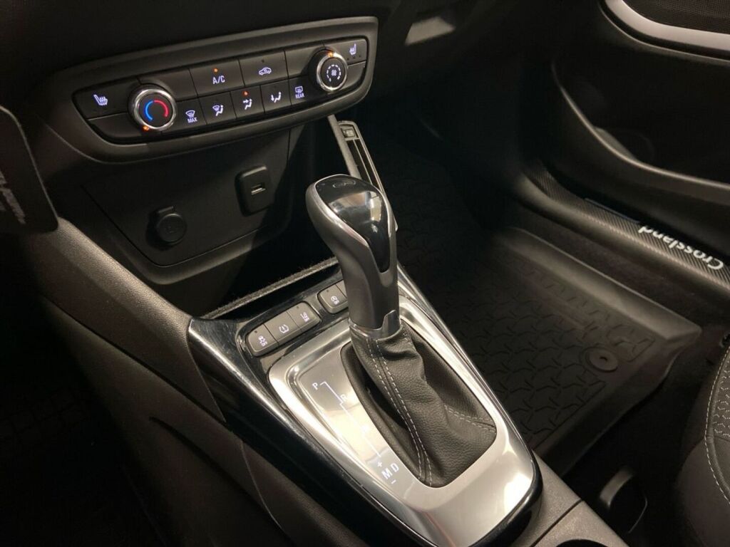 Opel Crossland 2022 Valkoinen