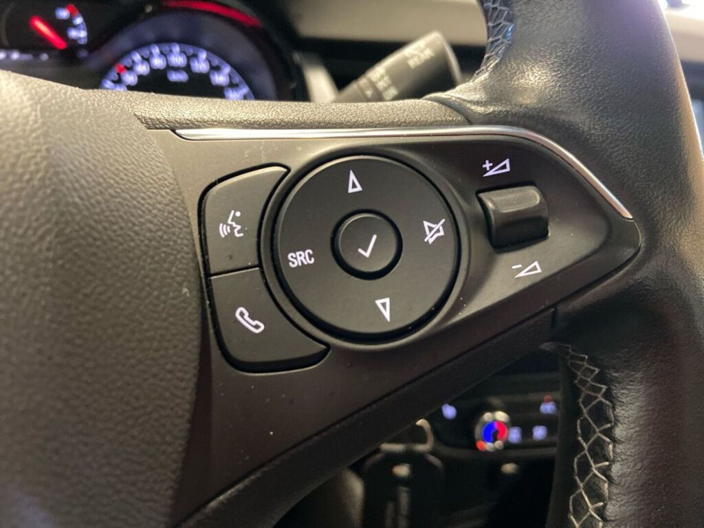 Opel Crossland 2022 Valkoinen