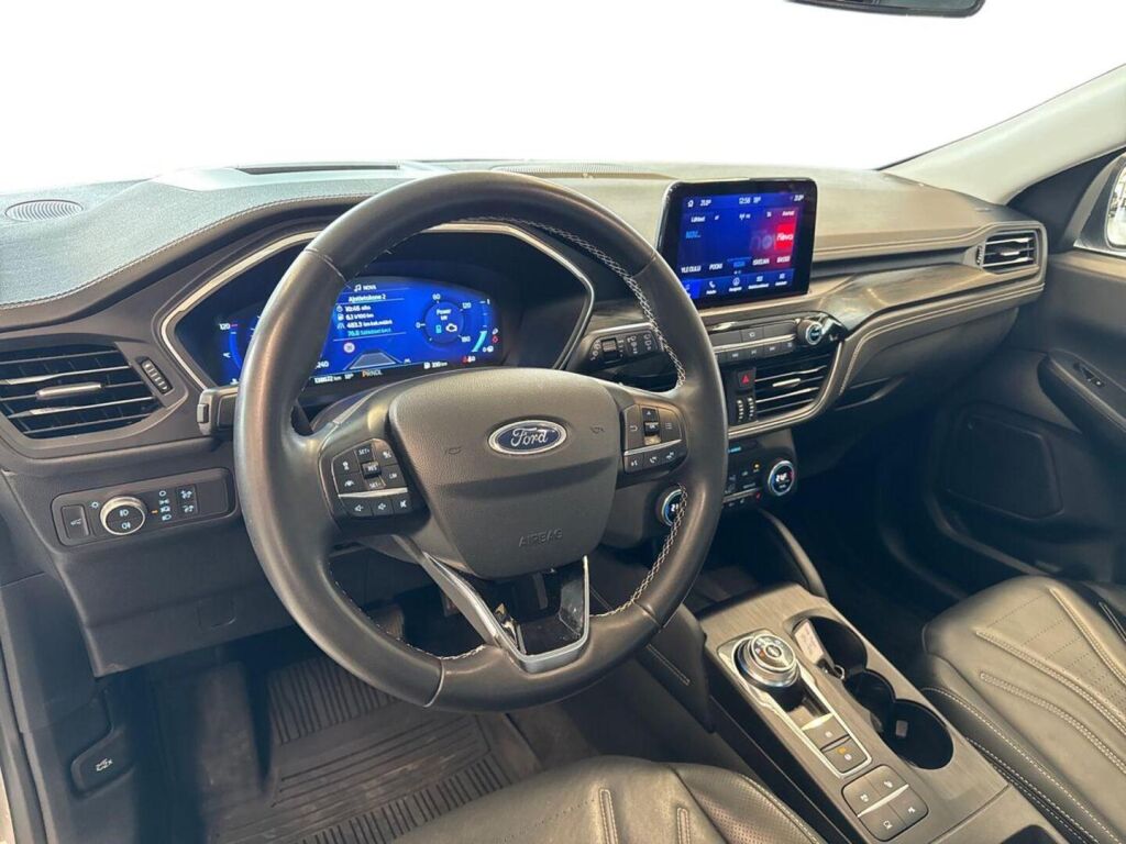 Ford Kuga 2022 Harmaa