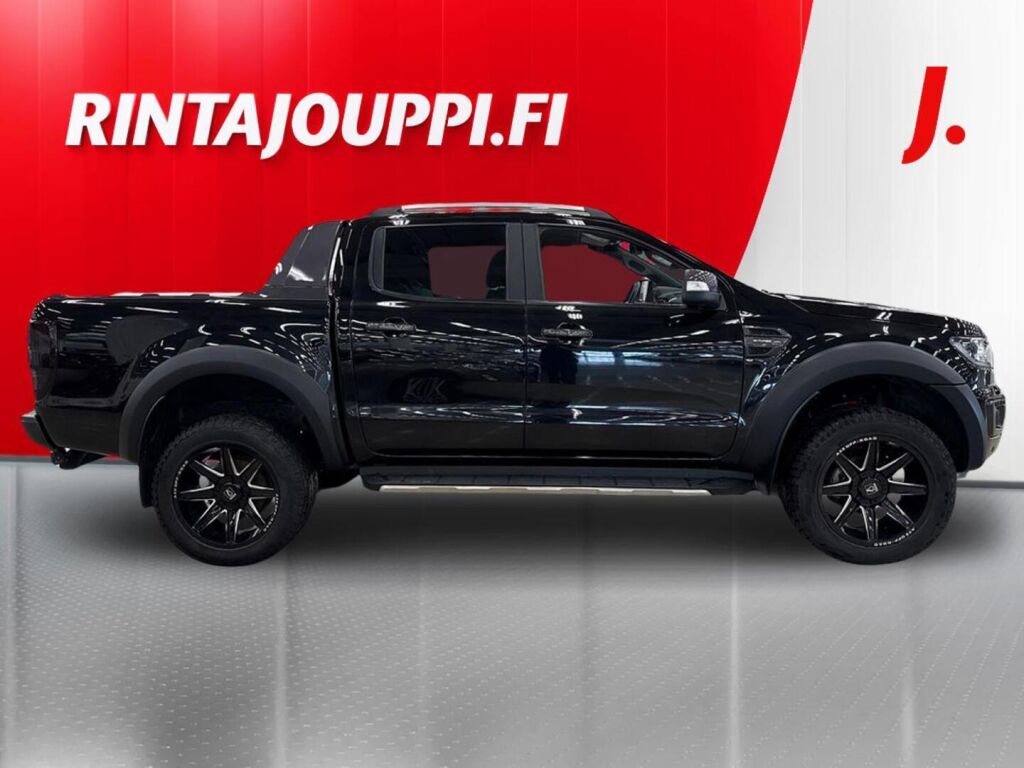 Ford Ranger 2022 Musta