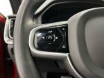 Volvo V60 2022 Punainen