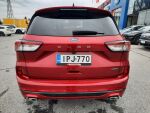 Ford Kuga 2022 Punainen