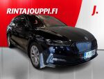 Skoda Octavia 2022 Musta