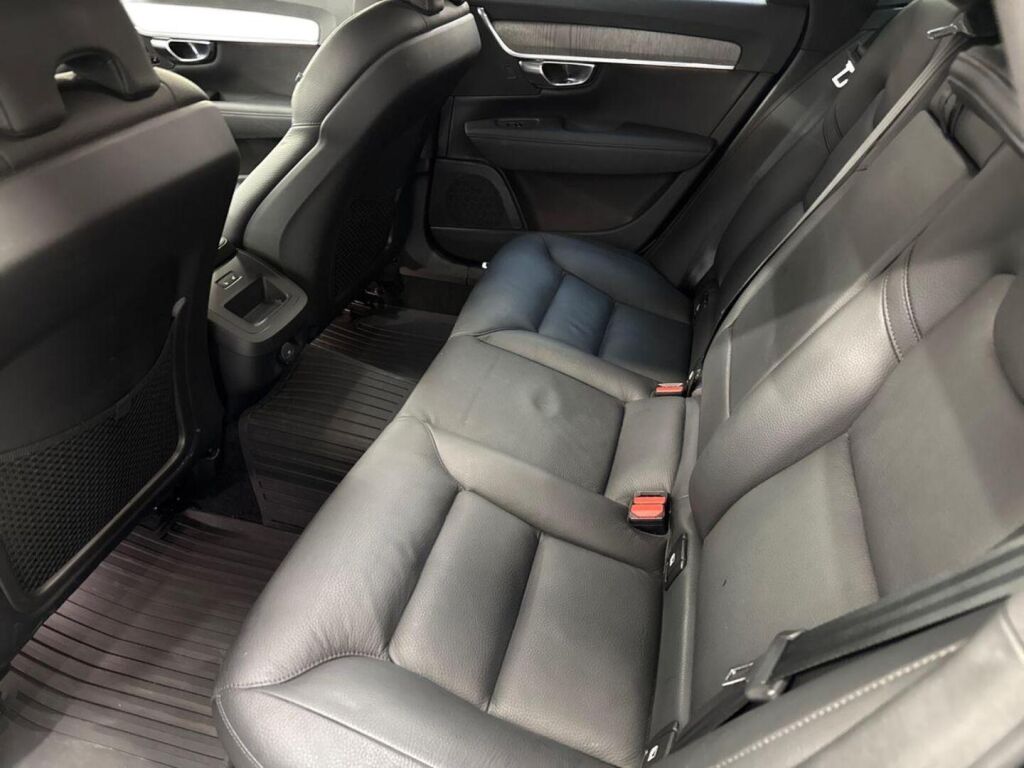 Volvo V90 Cross Country 2022 Harmaa