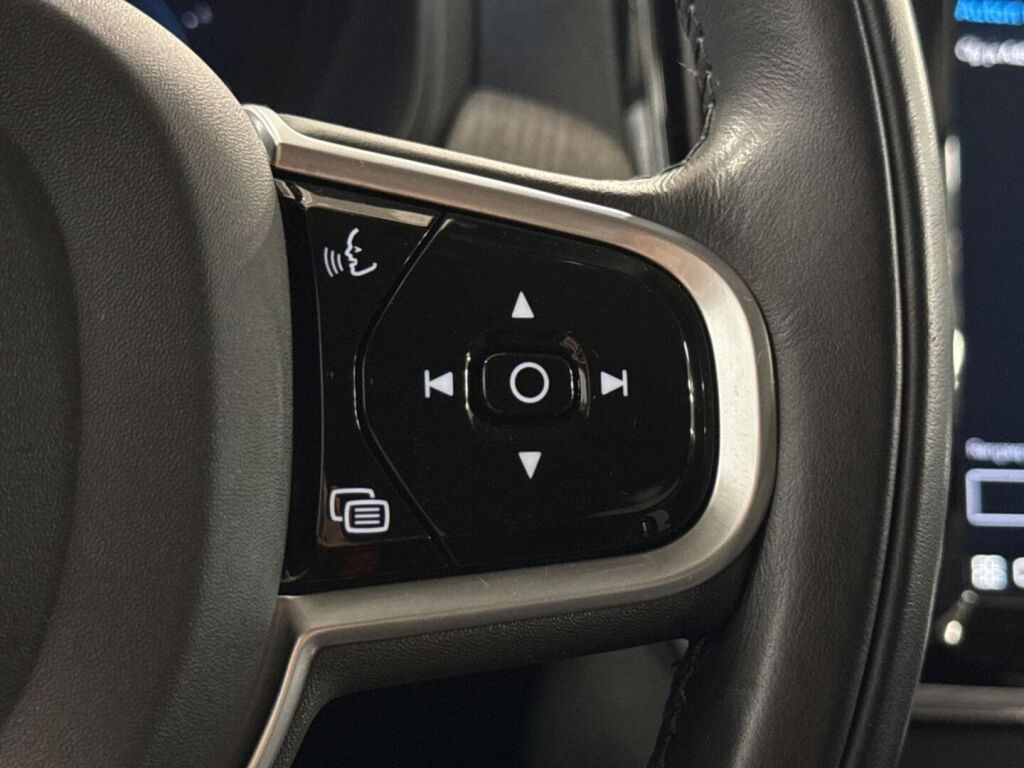 Volvo V90 Cross Country 2022 Harmaa