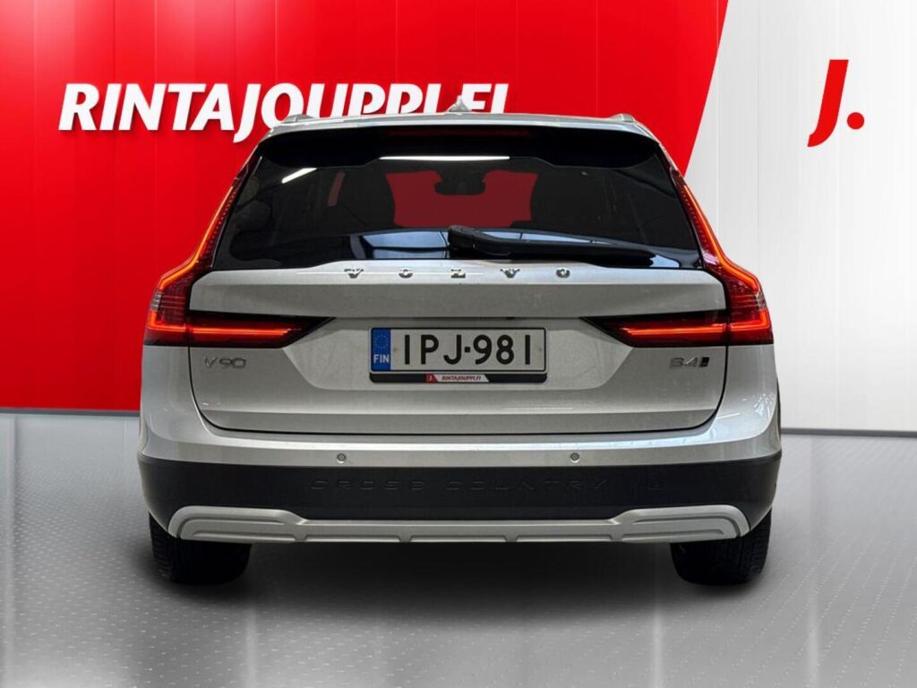 Volvo V90 Cross Country 2022, kuva 6/36