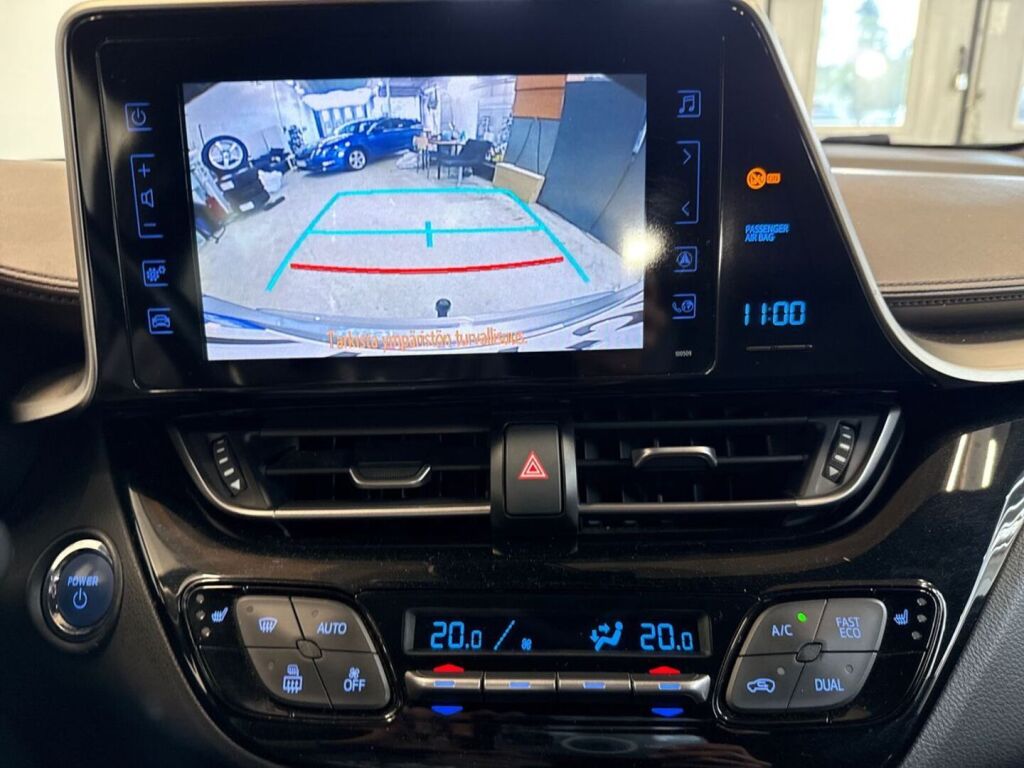 Toyota C-HR 2017 Harmaa