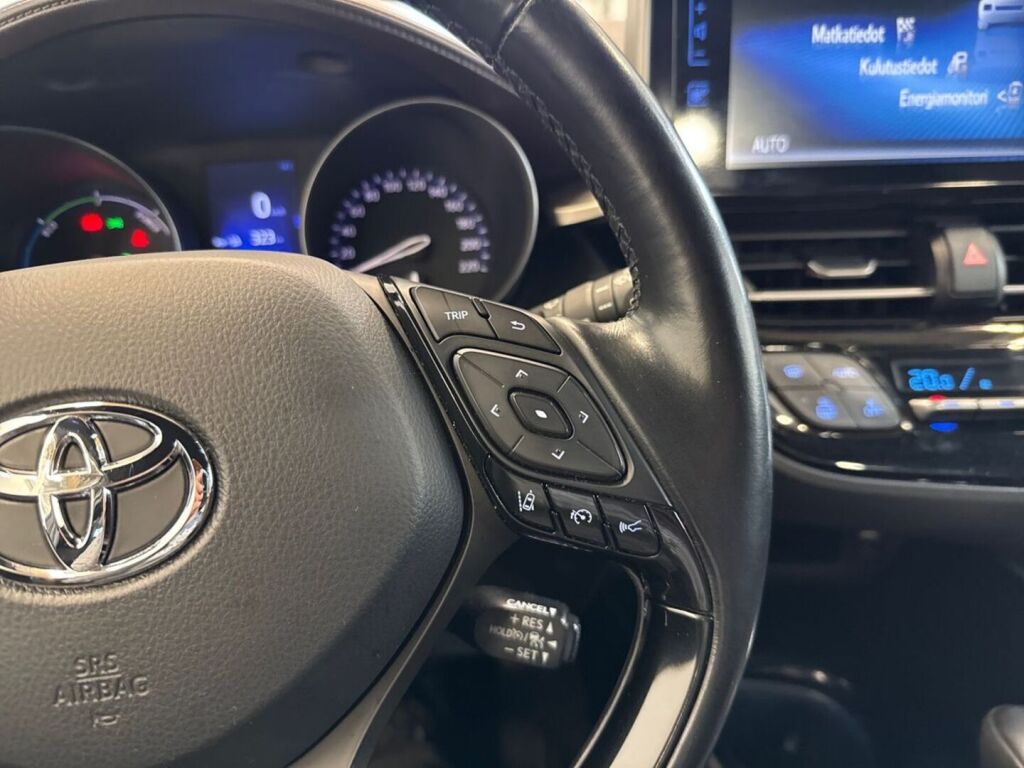 Toyota C-HR 2017 Harmaa