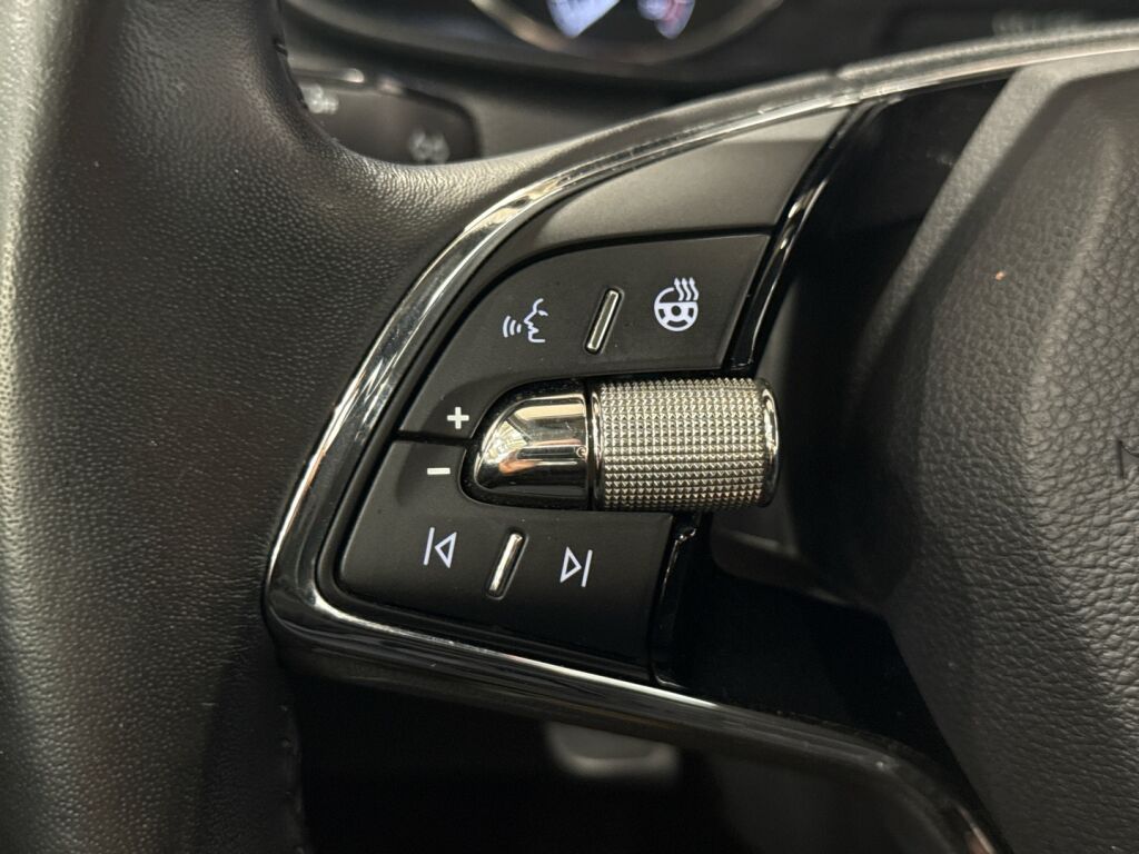 Skoda Kamiq 2022 Harmaa