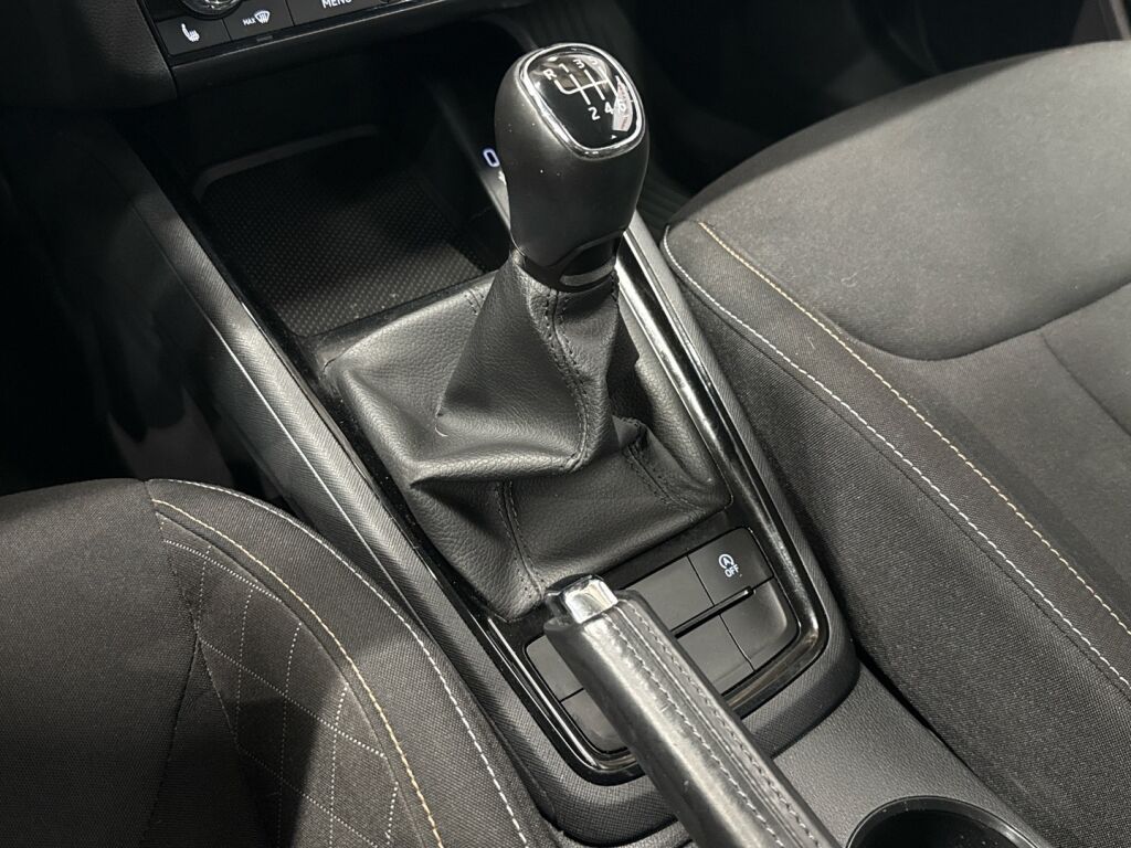 Skoda Kamiq 2022 Harmaa