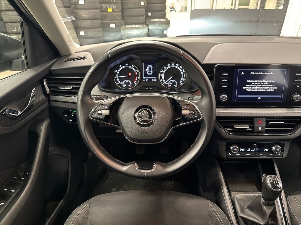 Skoda Kamiq 2022 Harmaa