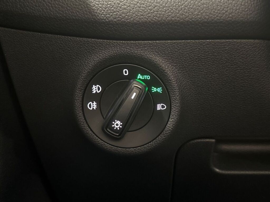 Skoda Kodiaq 2022 Musta