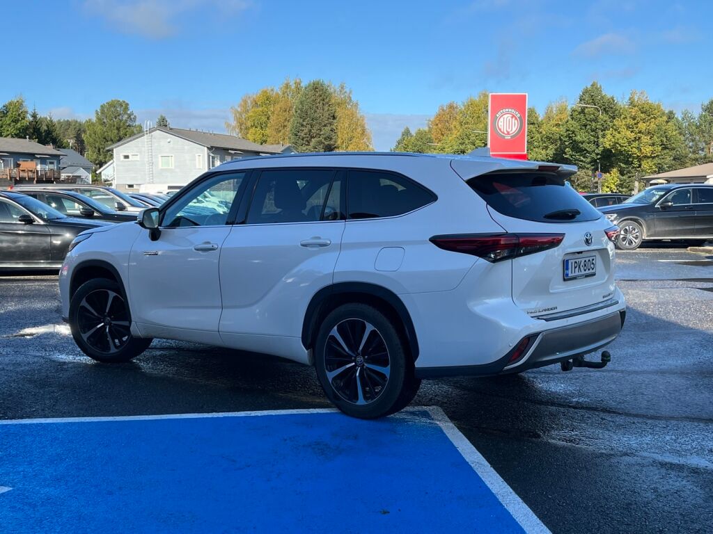 Toyota Highlander 2021 Valkoinen