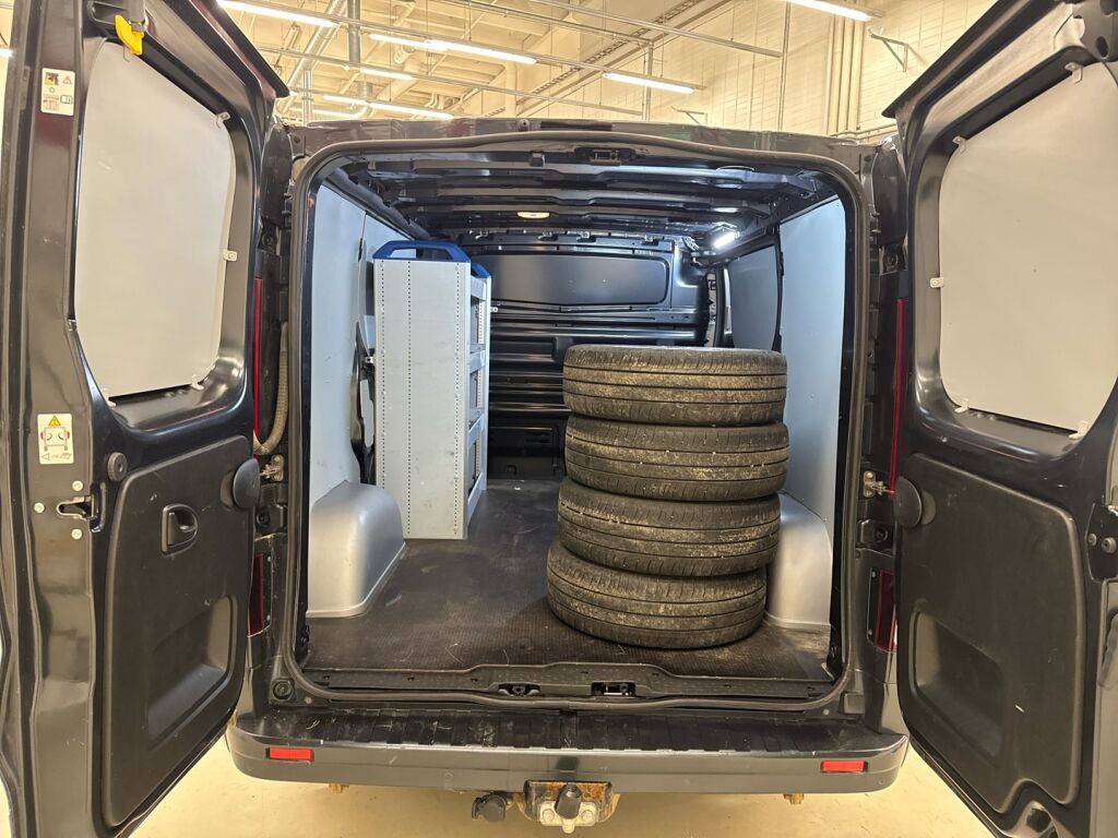 Renault Trafic 2022 Harmaa