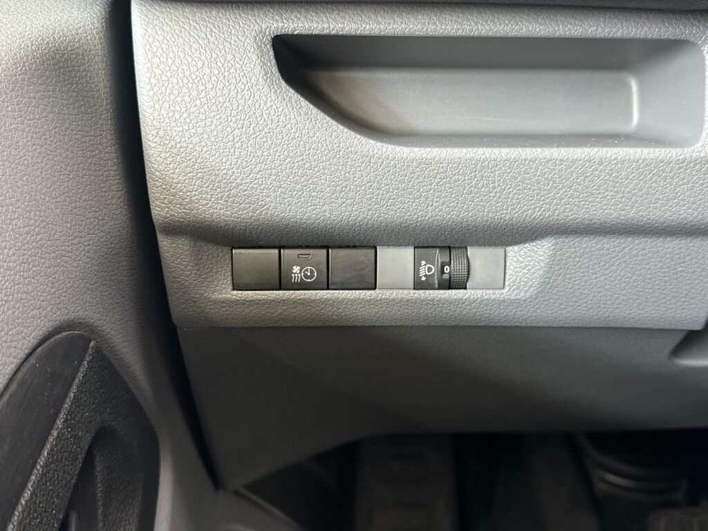 Opel Vivaro 2022 Sininen