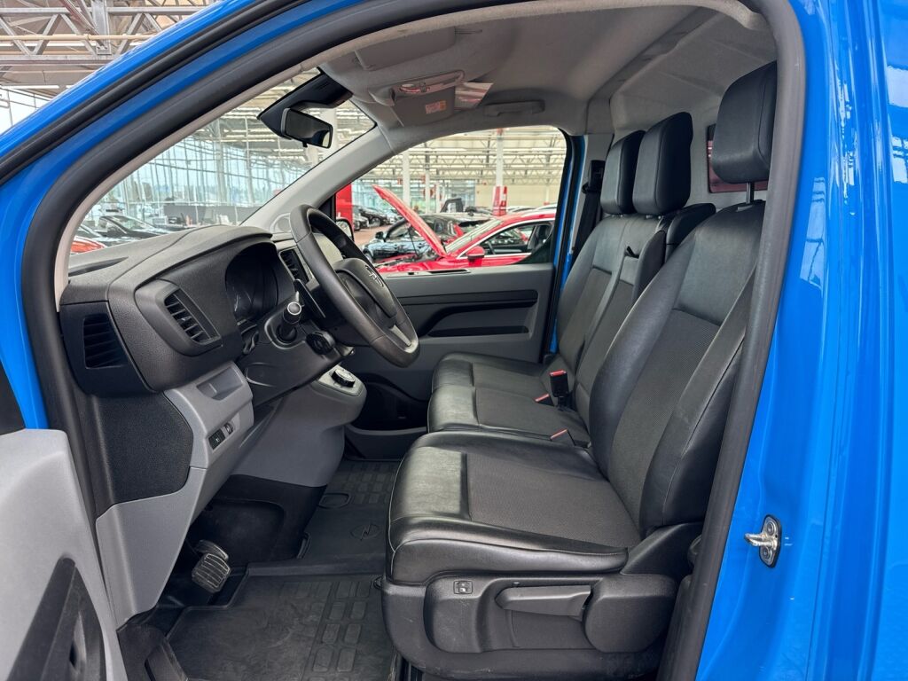 Opel Vivaro 2022 Sininen