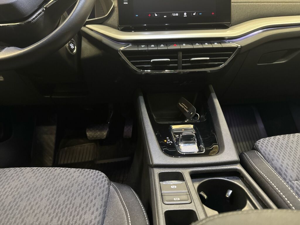 Skoda Octavia 2022 Sininen