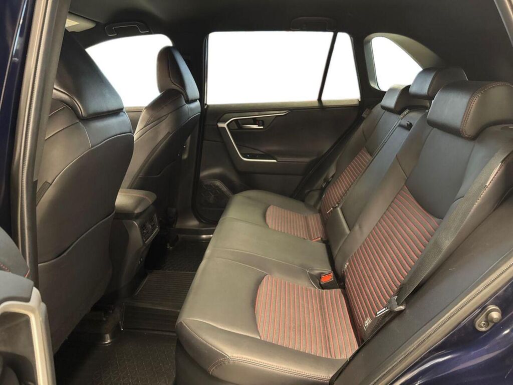 Toyota RAV4 Plug-in 2021 Sininen