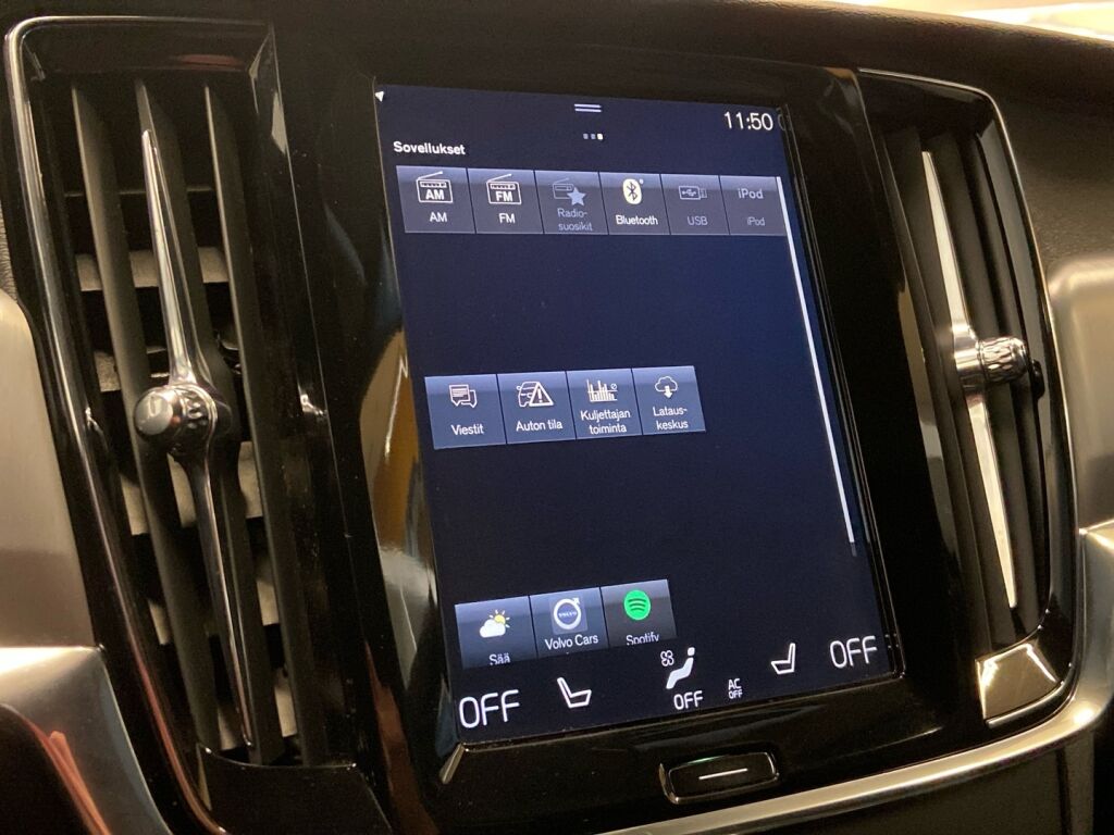Volvo V90 2017 Musta
