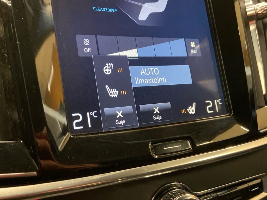 Volvo V90 2017 Musta