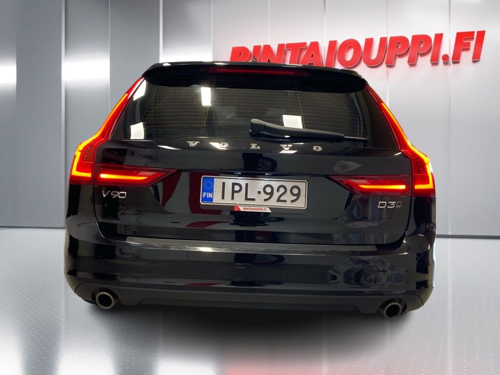 Volvo V90 2017 Musta