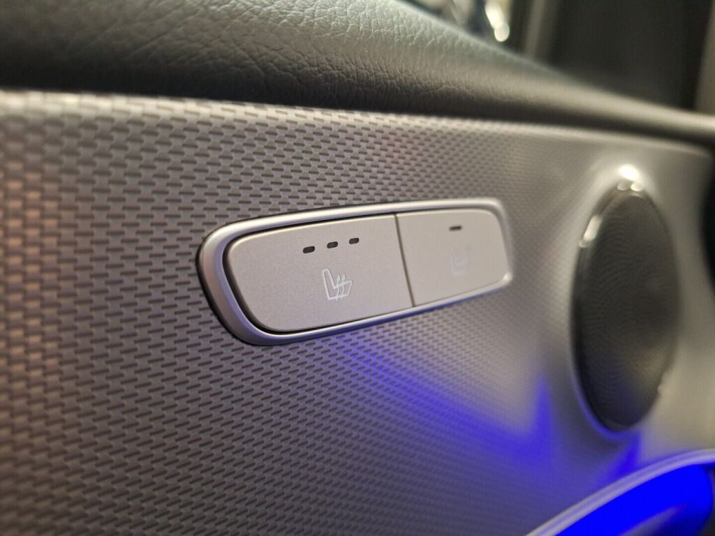 Mercedes-Benz E 2018 Sininen