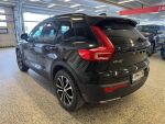 Volvo XC40 2019 Musta