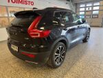 Volvo XC40 2019 Musta