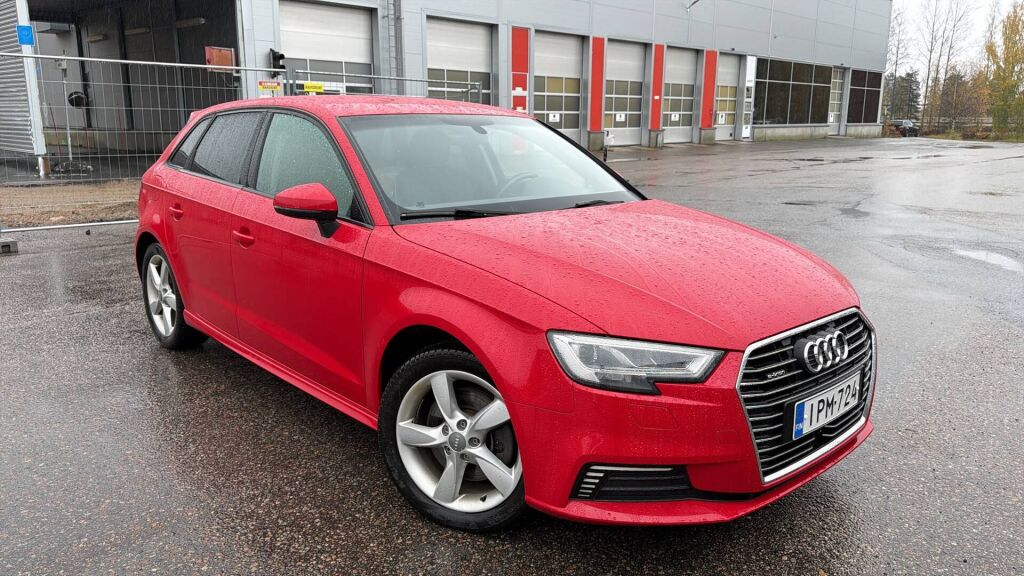 Audi A3 2020 Punainen