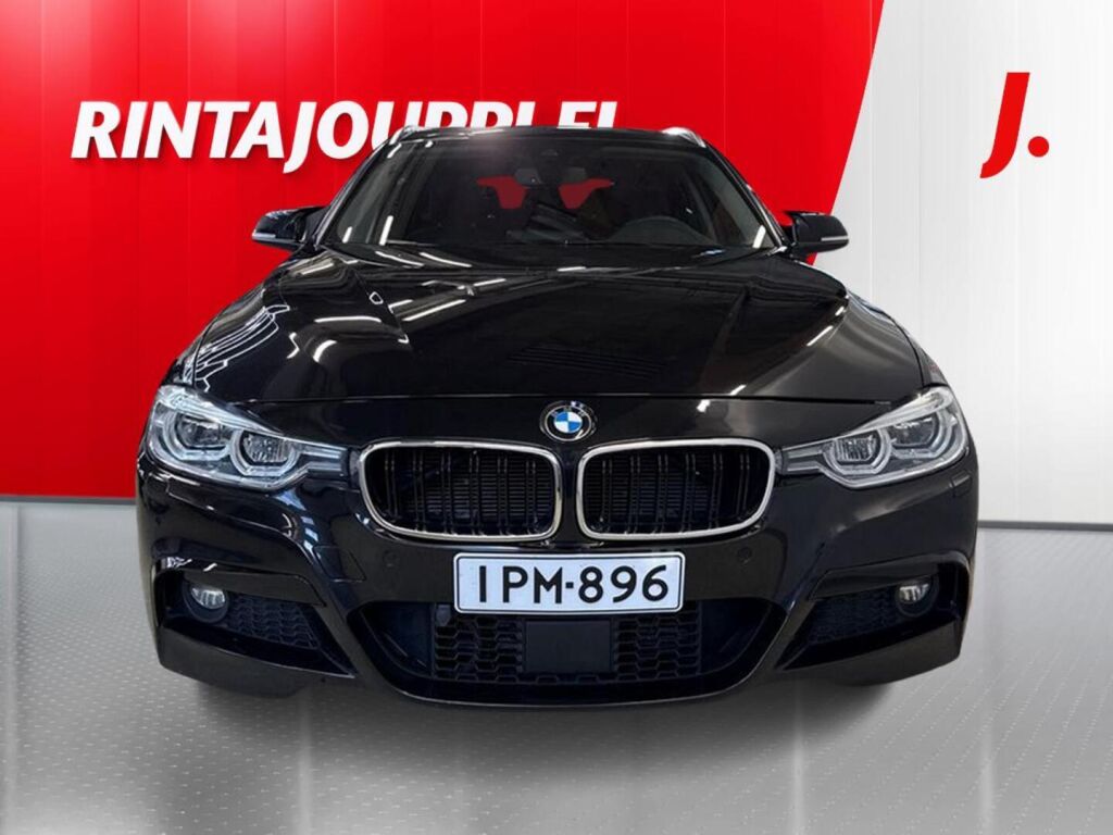 BMW 330 2013 Musta