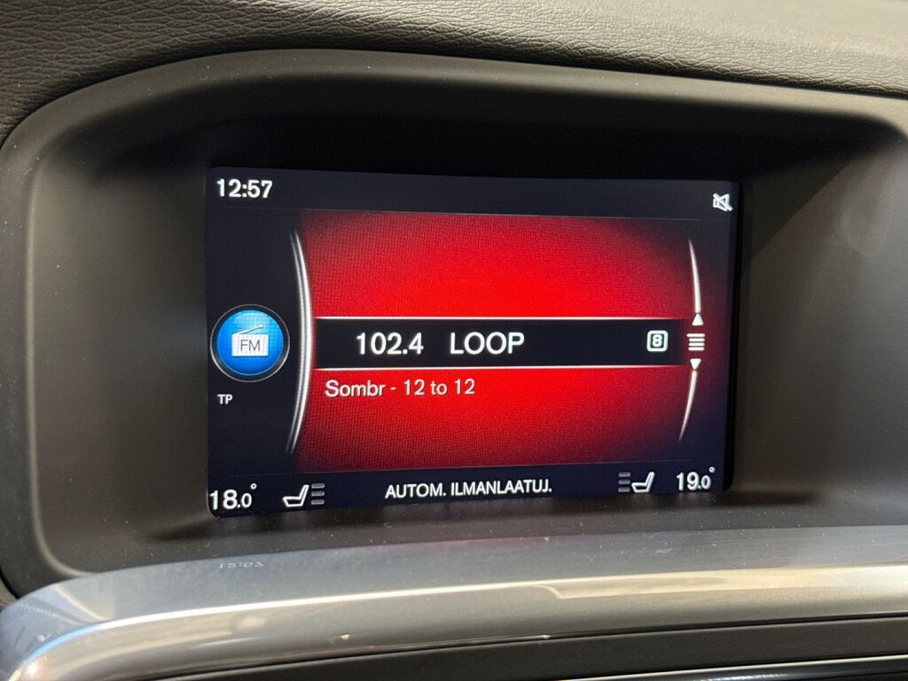 Volvo V60 2018 Valkoinen