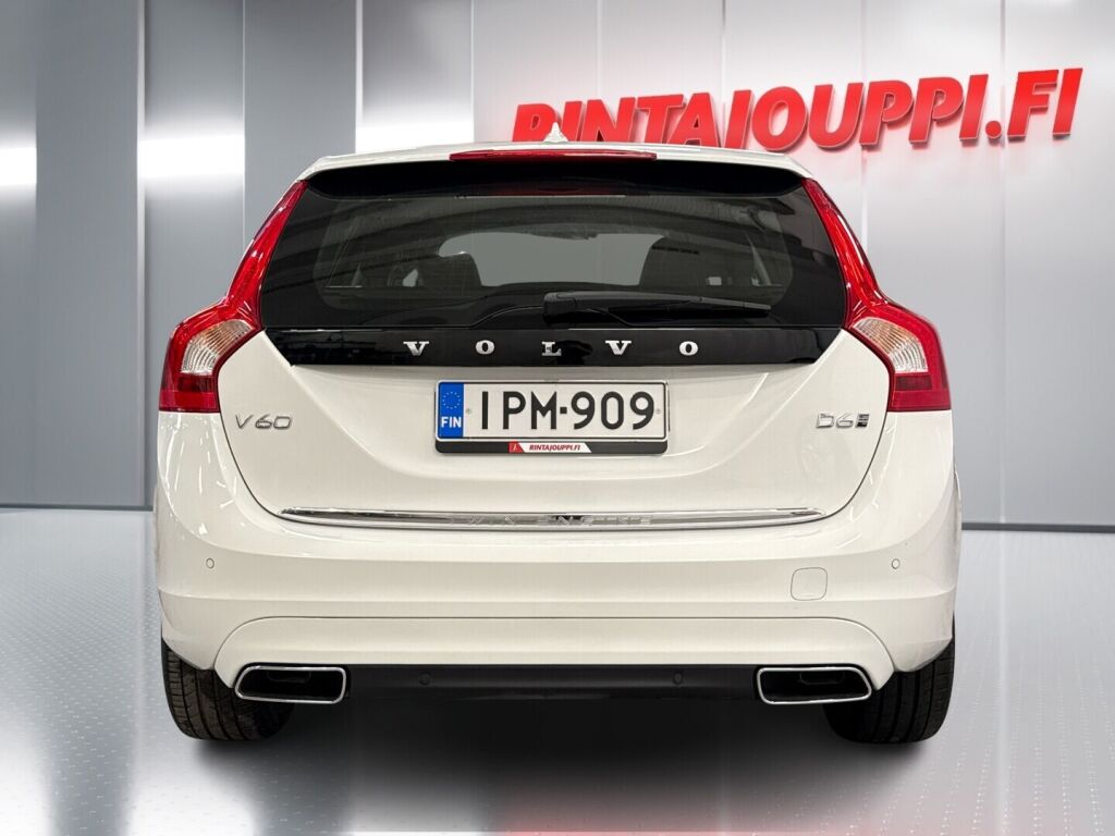 Volvo V60 2018 Valkoinen