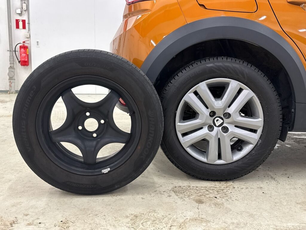 Dacia Sandero 2022 Oranssi