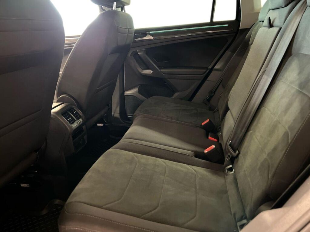 Volkswagen Tiguan 2022 Musta