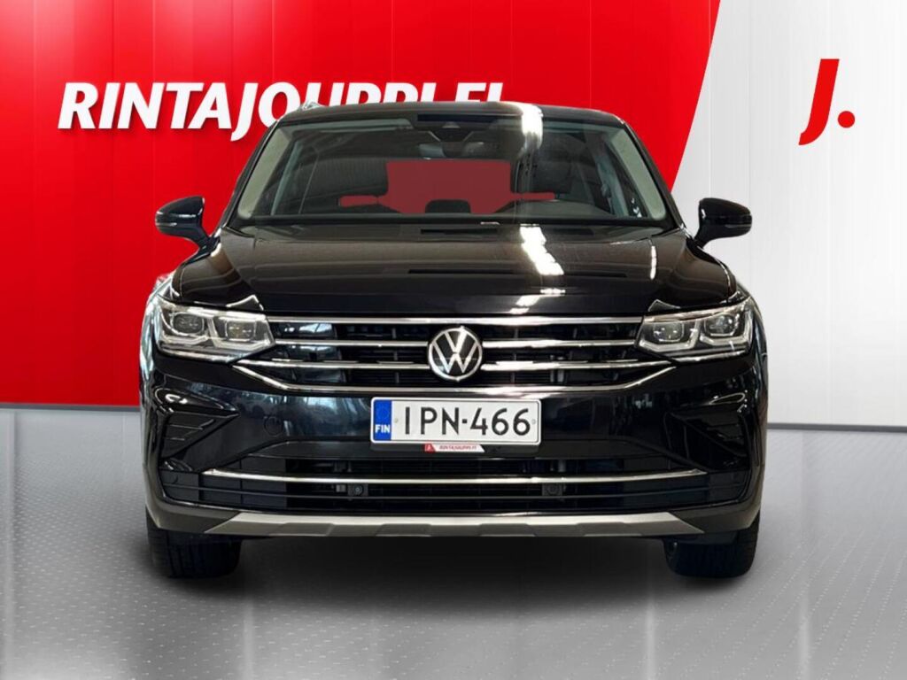 Volkswagen Tiguan 2022 Musta