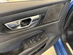 Volvo V60 2020 Sininen