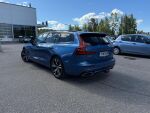 Volvo V60 2020 Sininen