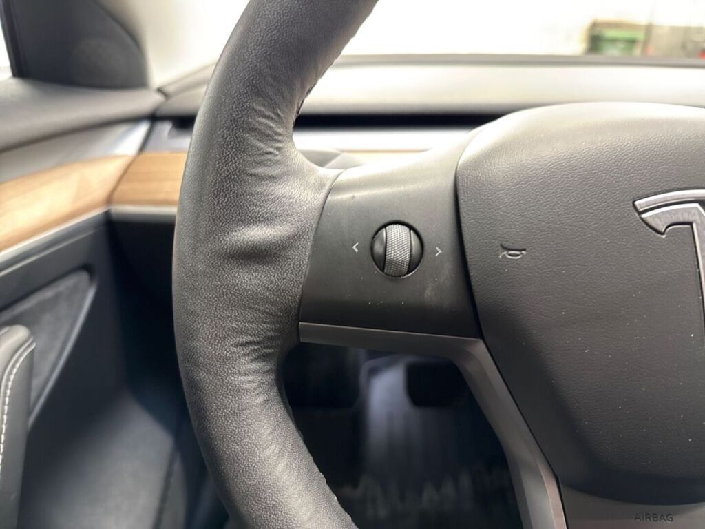 Tesla Model 3 2022 Valkoinen