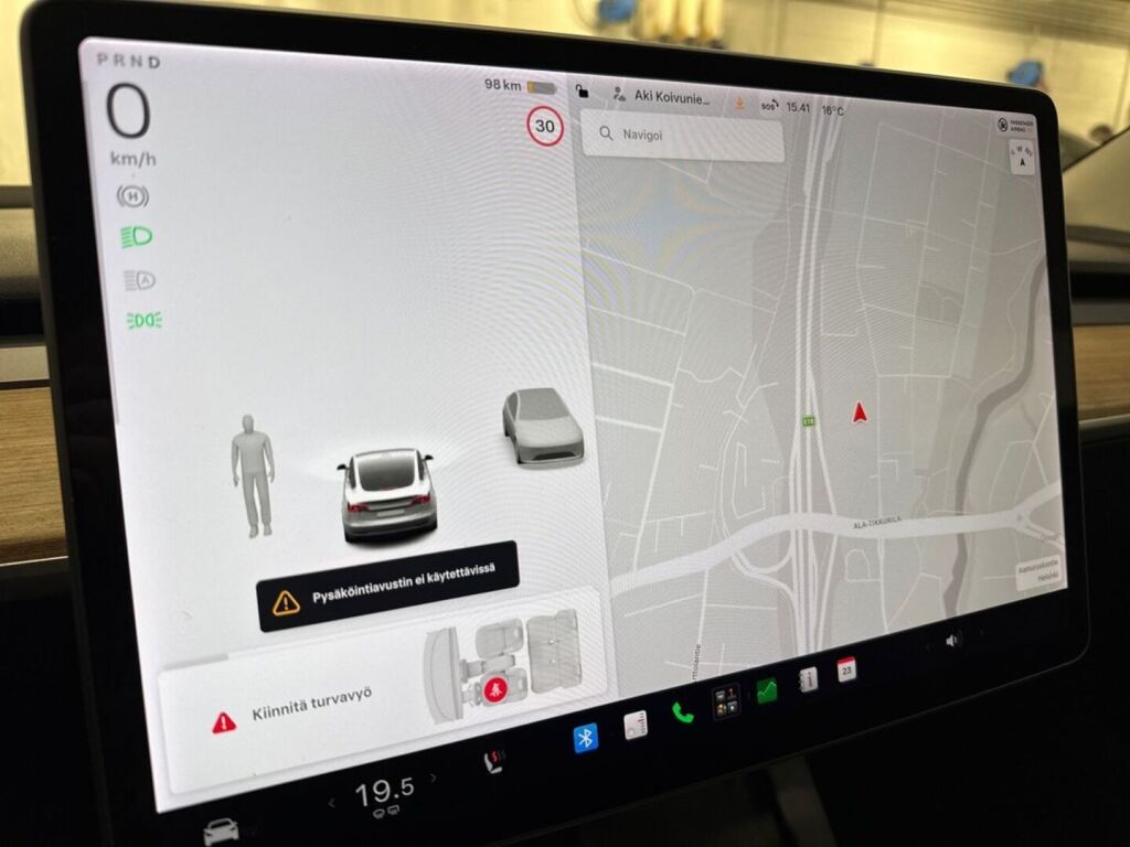 Tesla Model 3 2022 Valkoinen