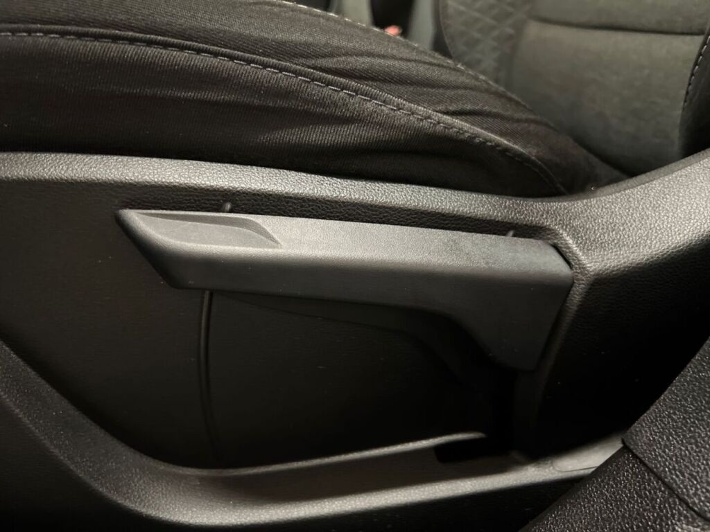 Renault Captur 2022 Sininen