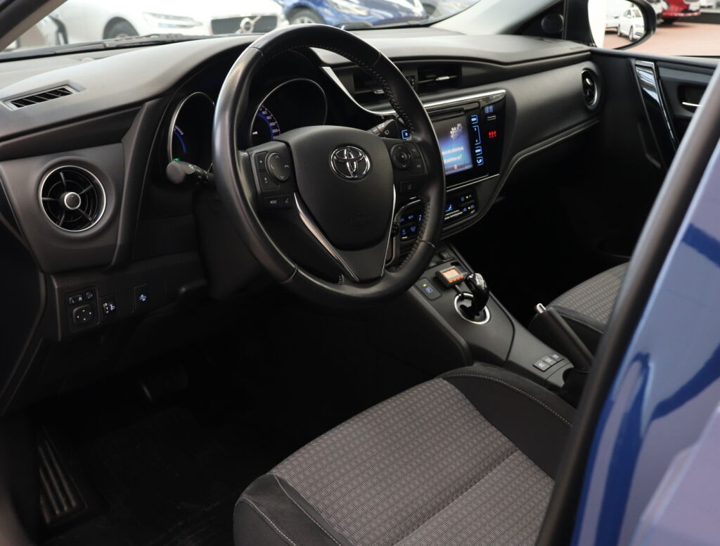 Toyota Auris 2017 Sininen