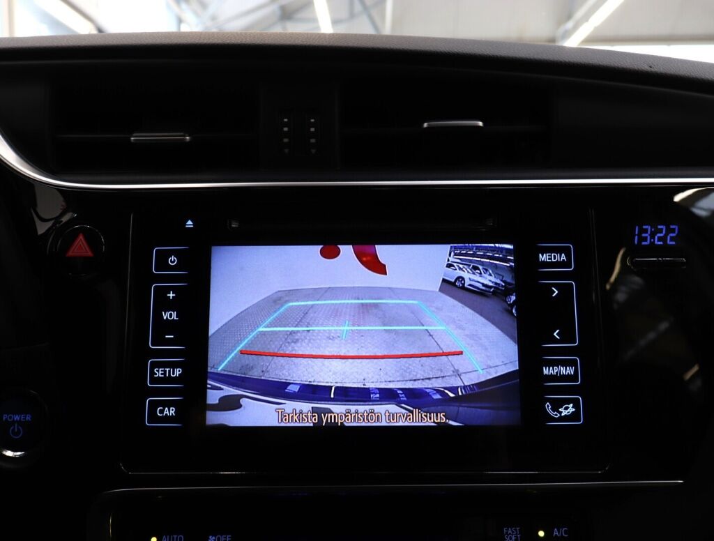Toyota Auris 2017 Sininen