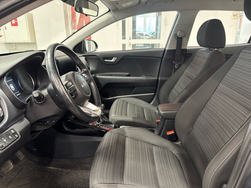 Kia Stonic 2022 Harmaa